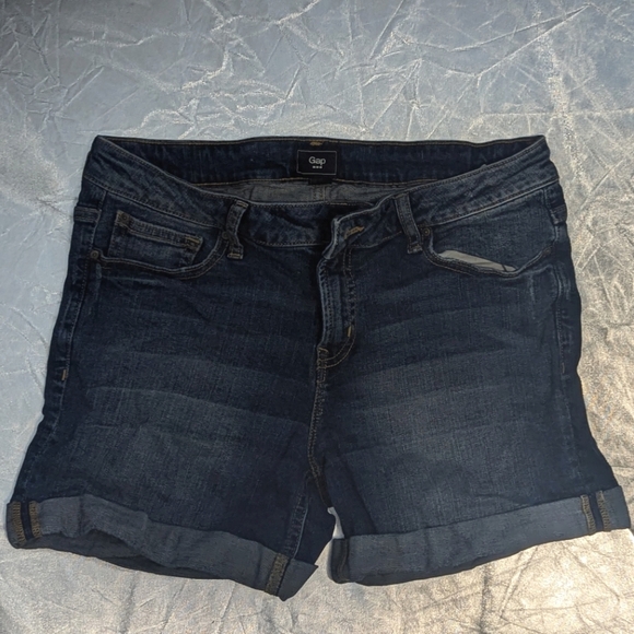 Gap Dark Wash Folded Jean Shorts - Picture 1 of 3
